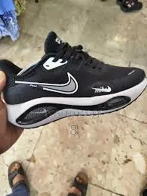 Nike Air Zoom Speed Cushion Running Sneakers