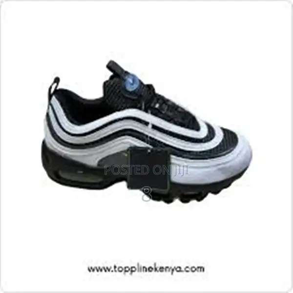 Nike Air Max 97 Trainers – Street Style With Air Max Cushioning