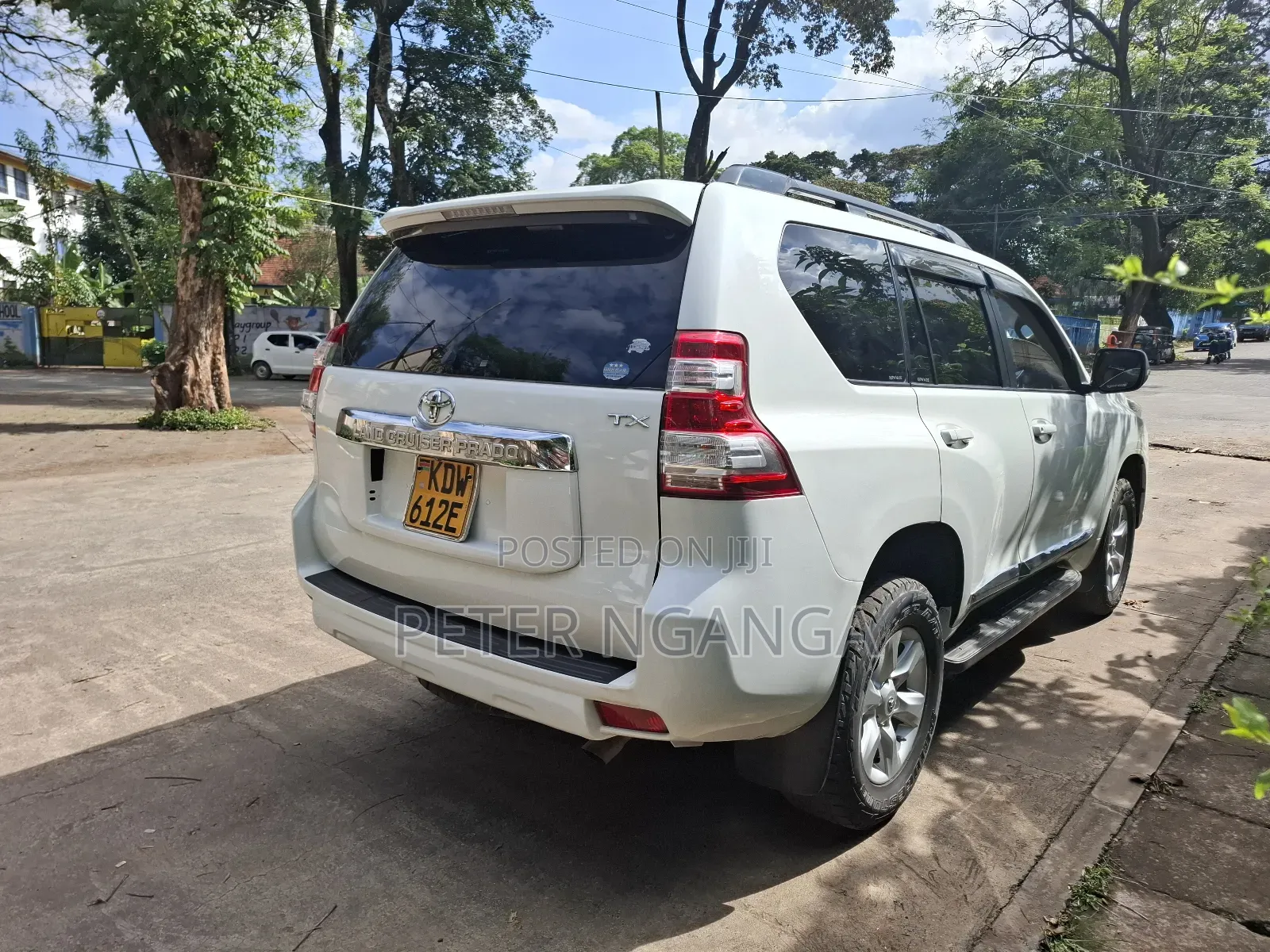 Toyota Land Cruiser Prado 2.7 i 2011 White