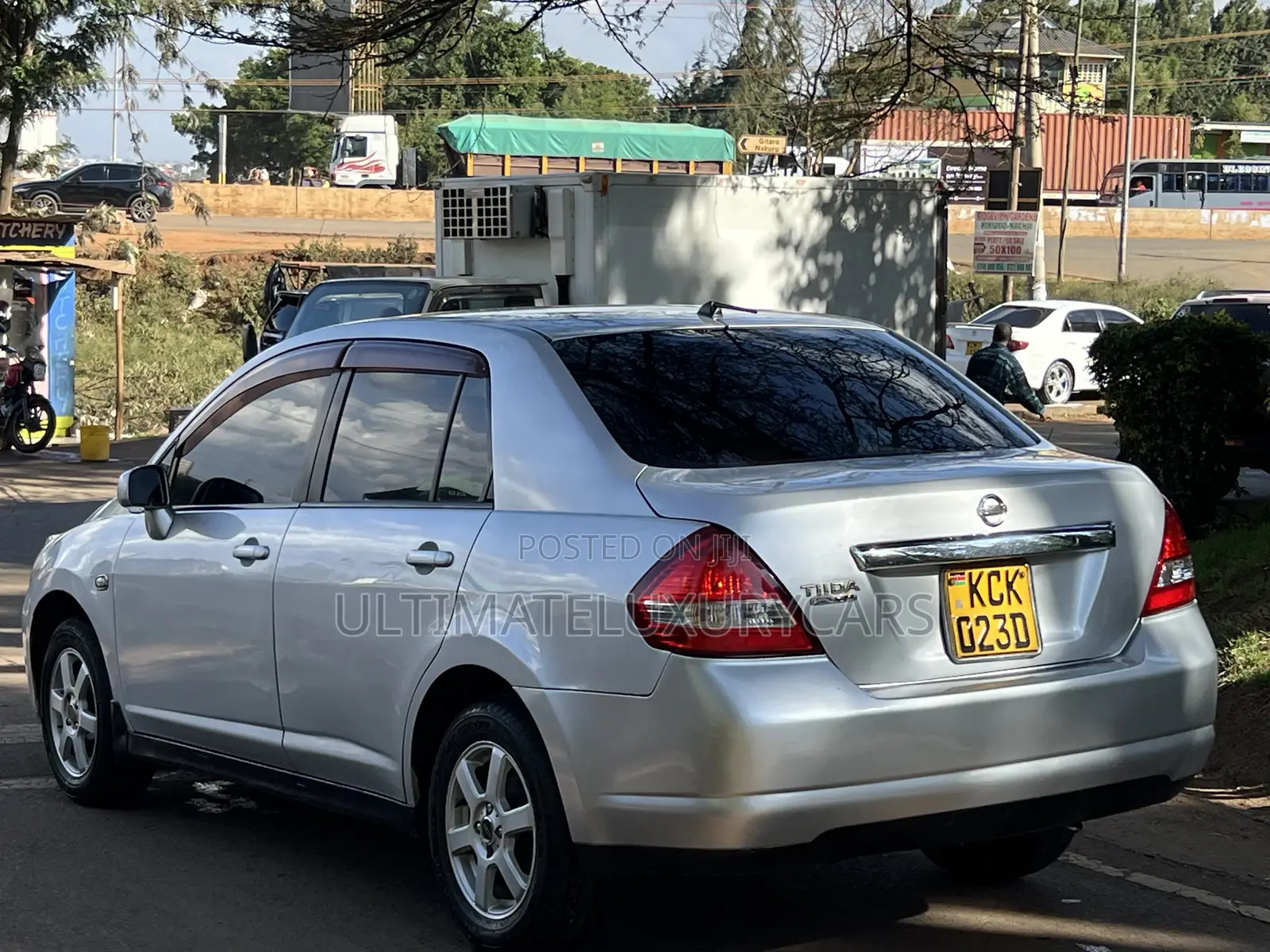 Nissan Tiida 1.5L 16V 2011 Silver
