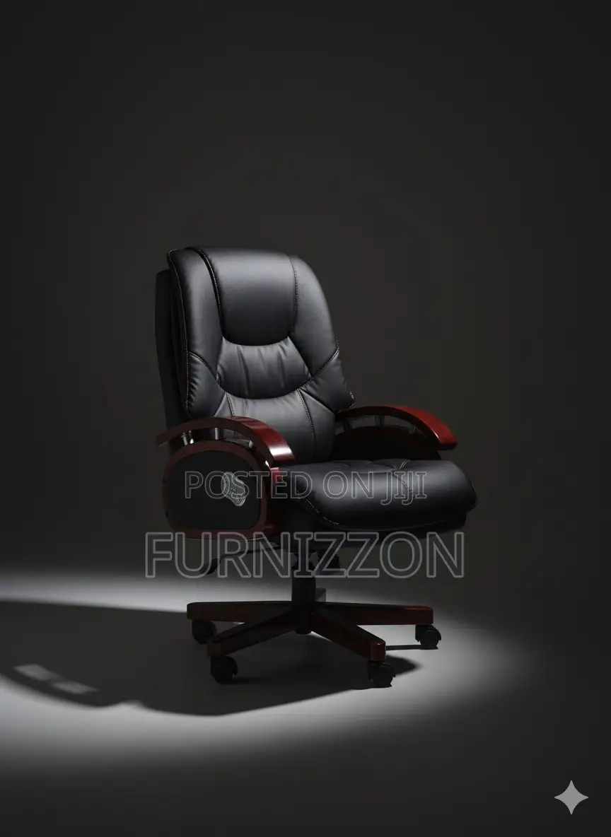 Classic Executive Black Leather Office Seat With Wooden Frame