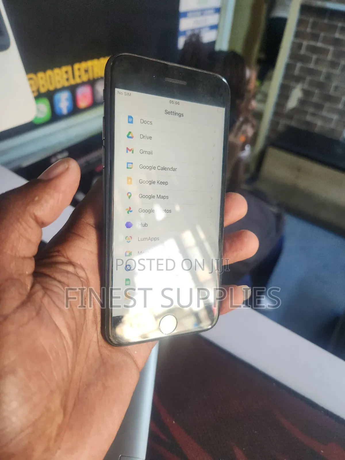 Apple iPhone 7 32 GB Black