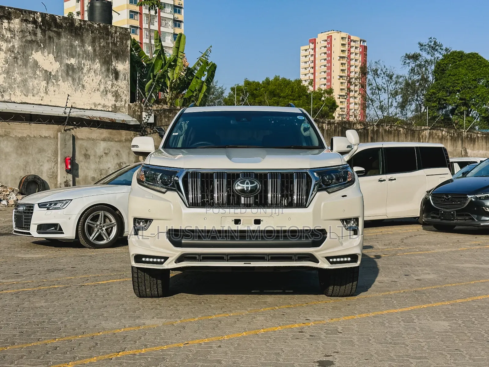 Toyota Land Cruiser Prado 2.7 2019 White