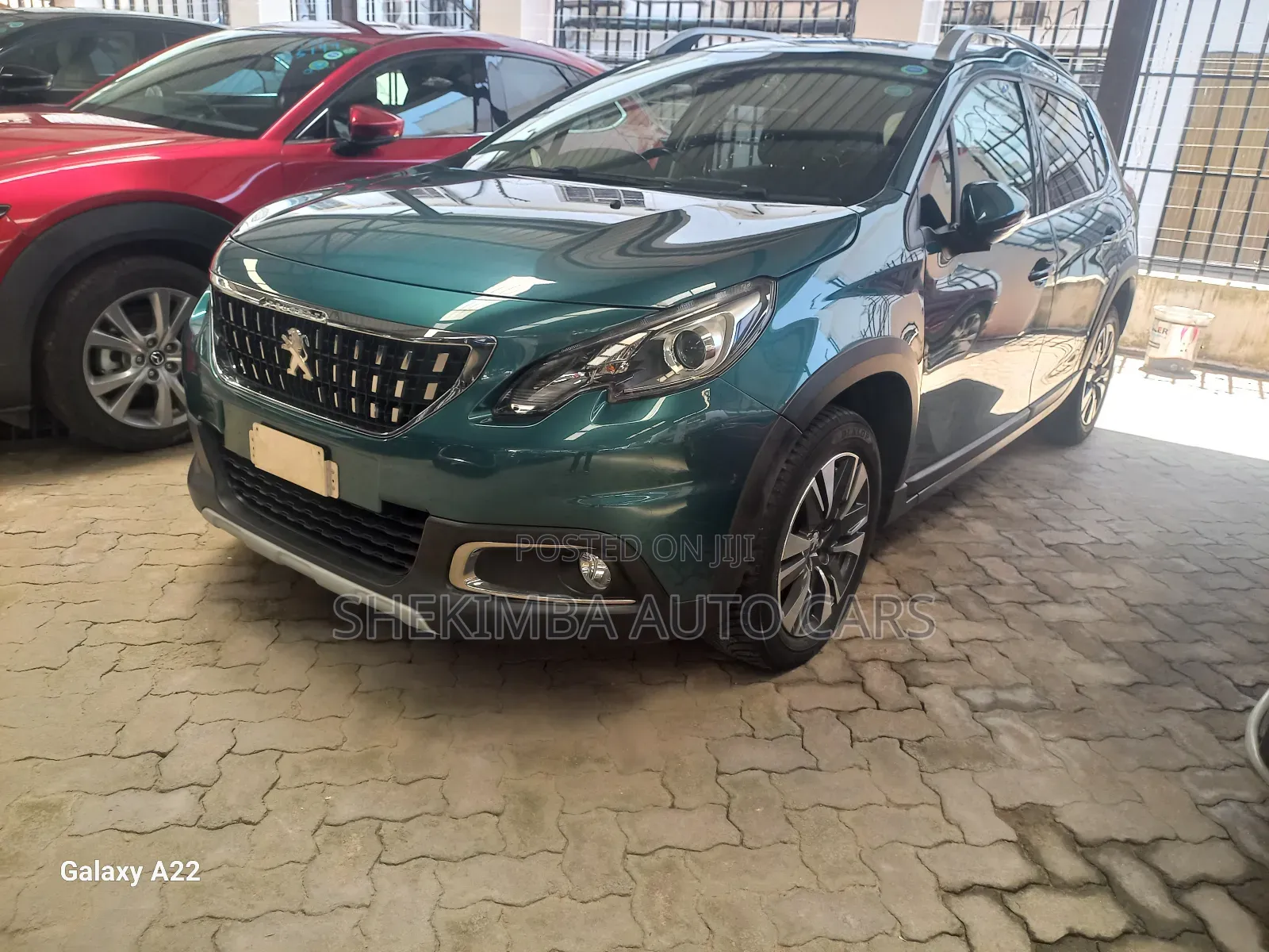 Peugeot 2008 2019 Green