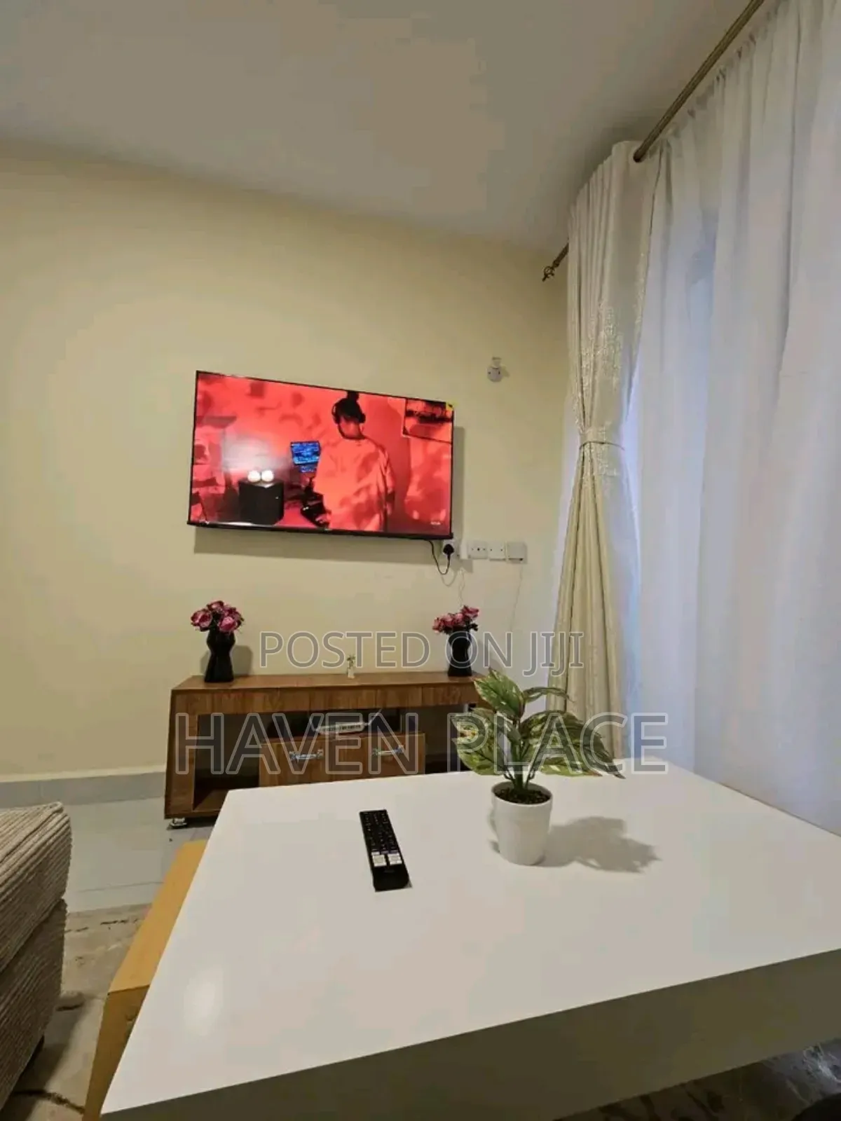 Airbnb 1,2,3,4 Bedroom,Studio Own Compound
