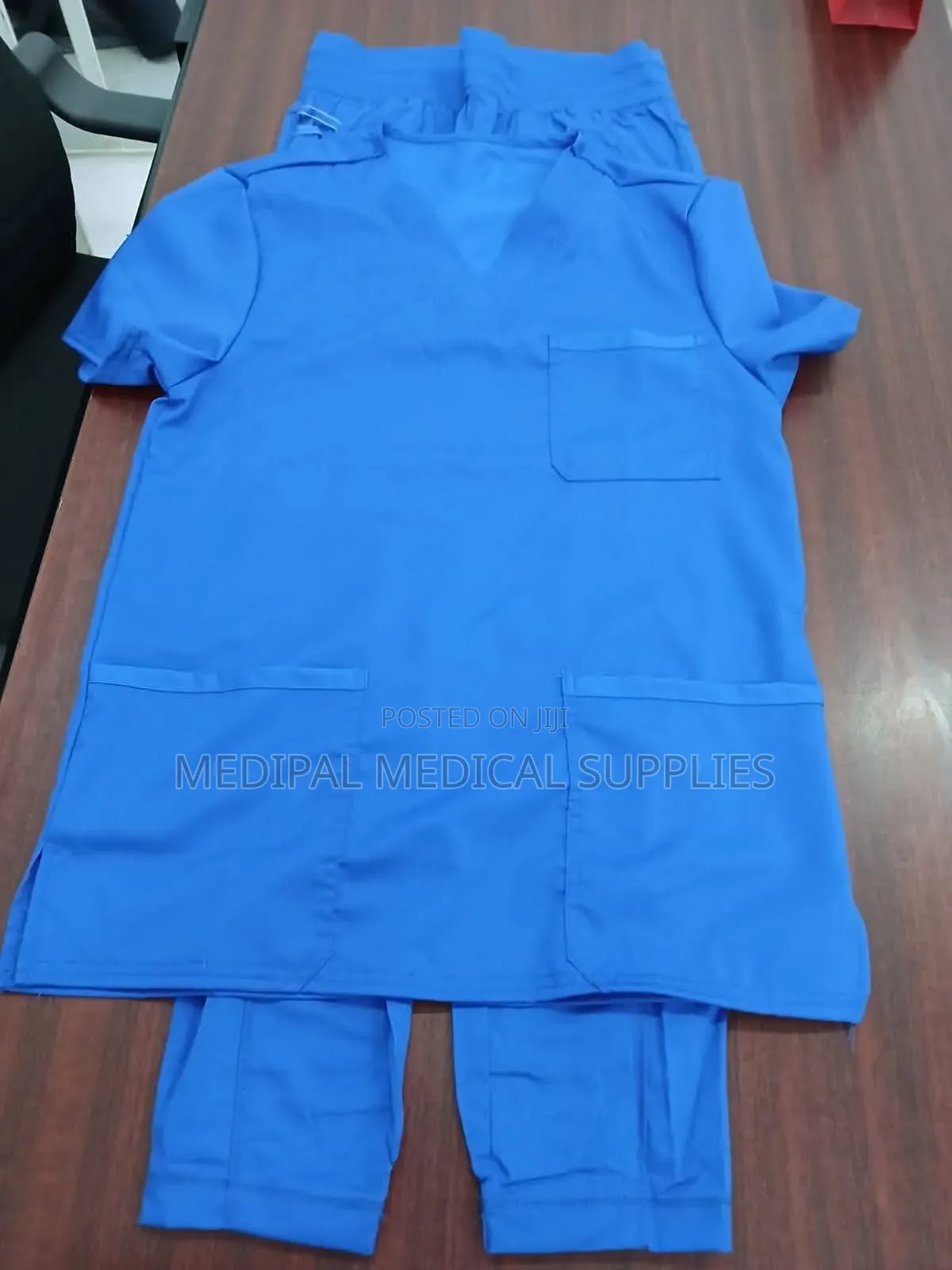 Doctor/Nurses Scrubs