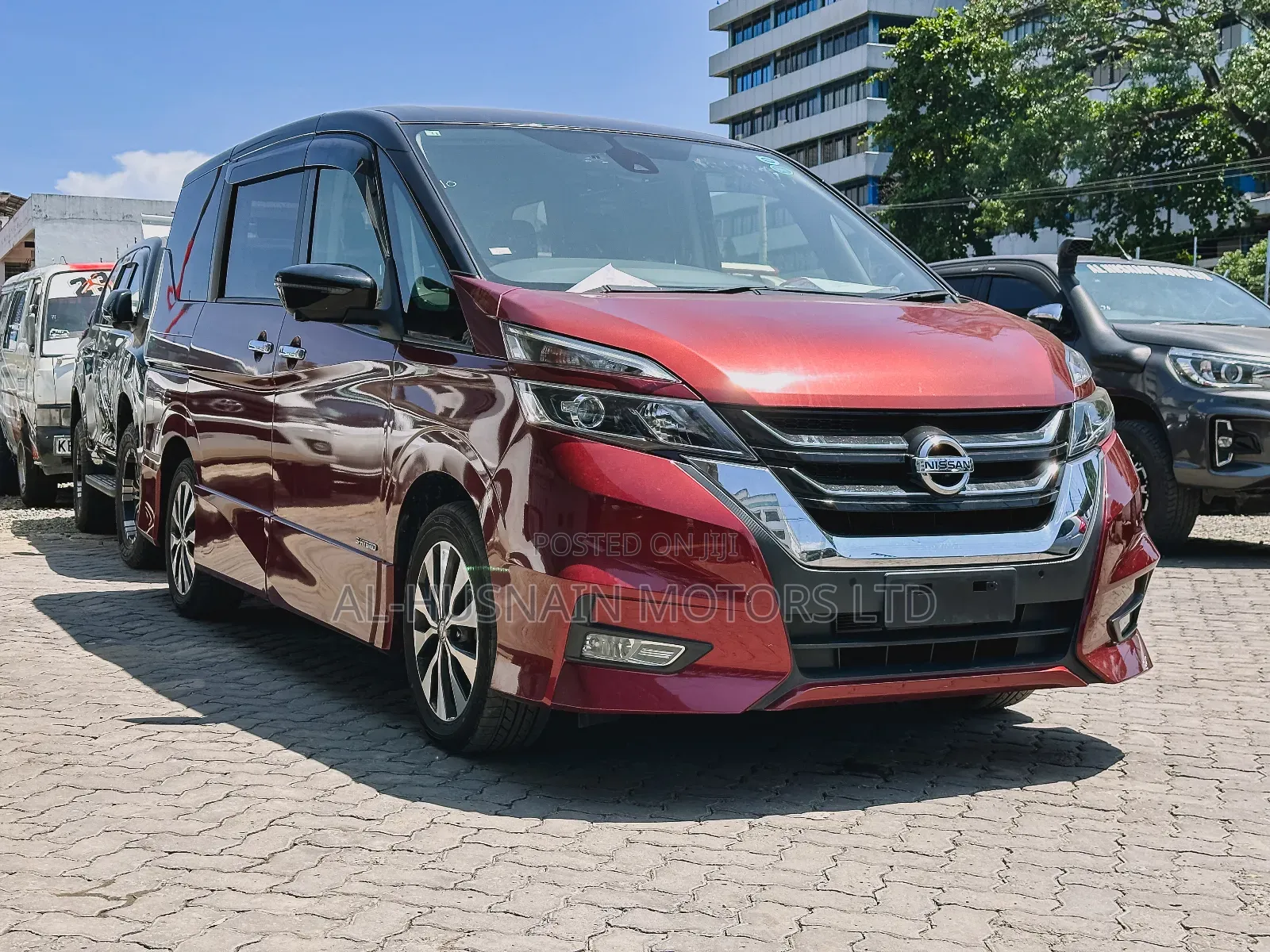 Nissan Serena 2018 Red