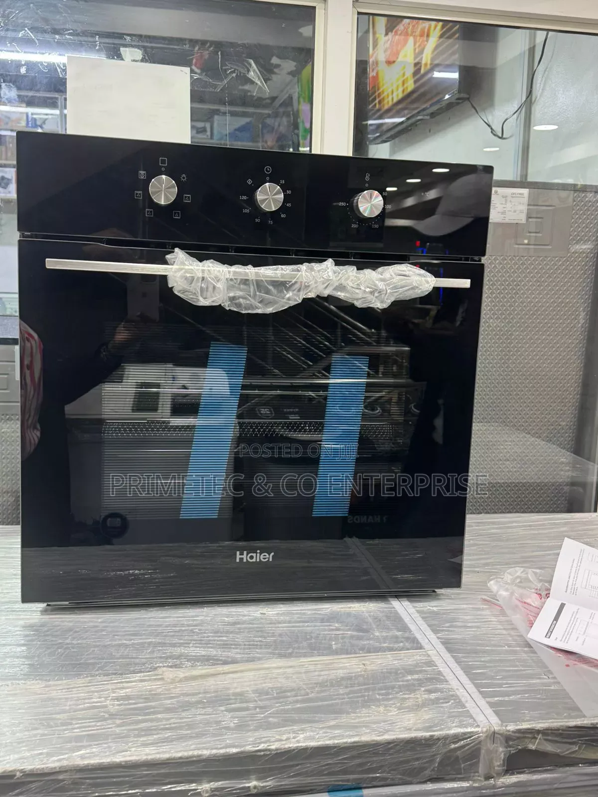 Haier 67litres Built in Oven-Hom -6400b