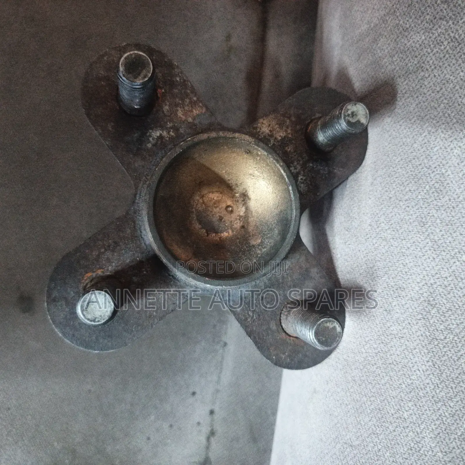 Toyota Passo Hub