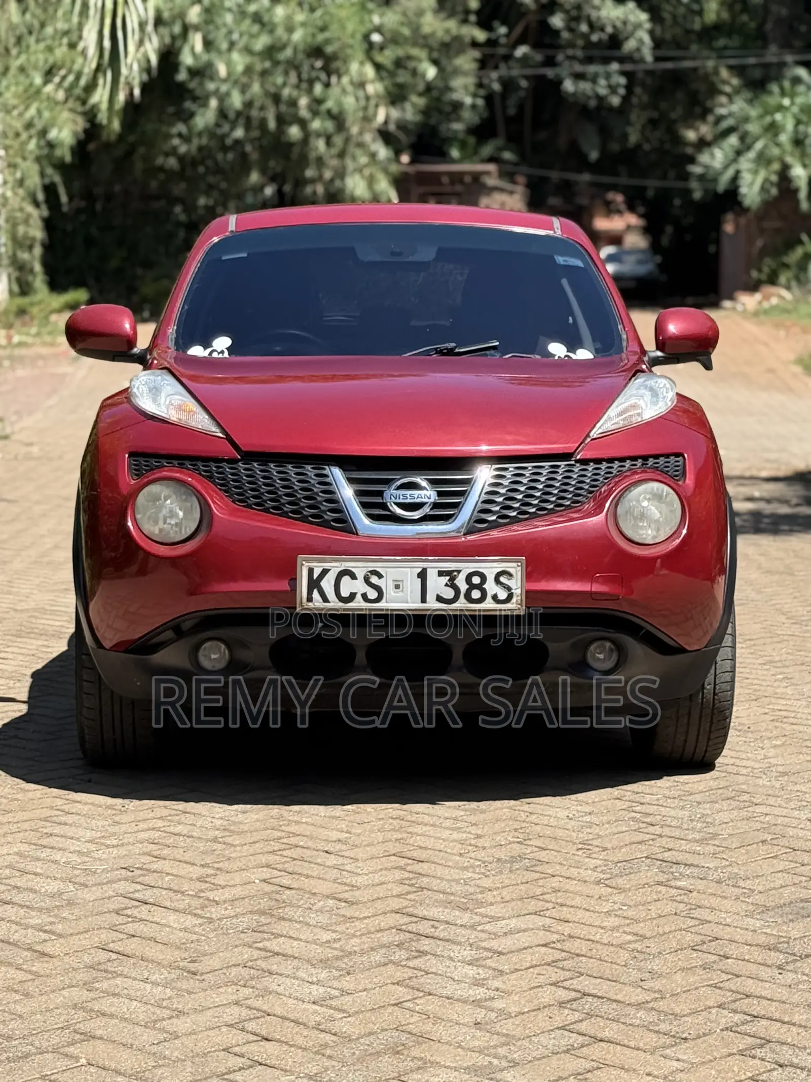 Nissan Juke 2011 Red