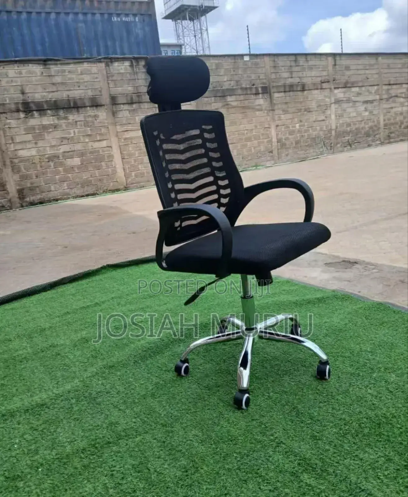 Secretarial Mesh Chair ~ Adjustable Headrest and Lumbar Support