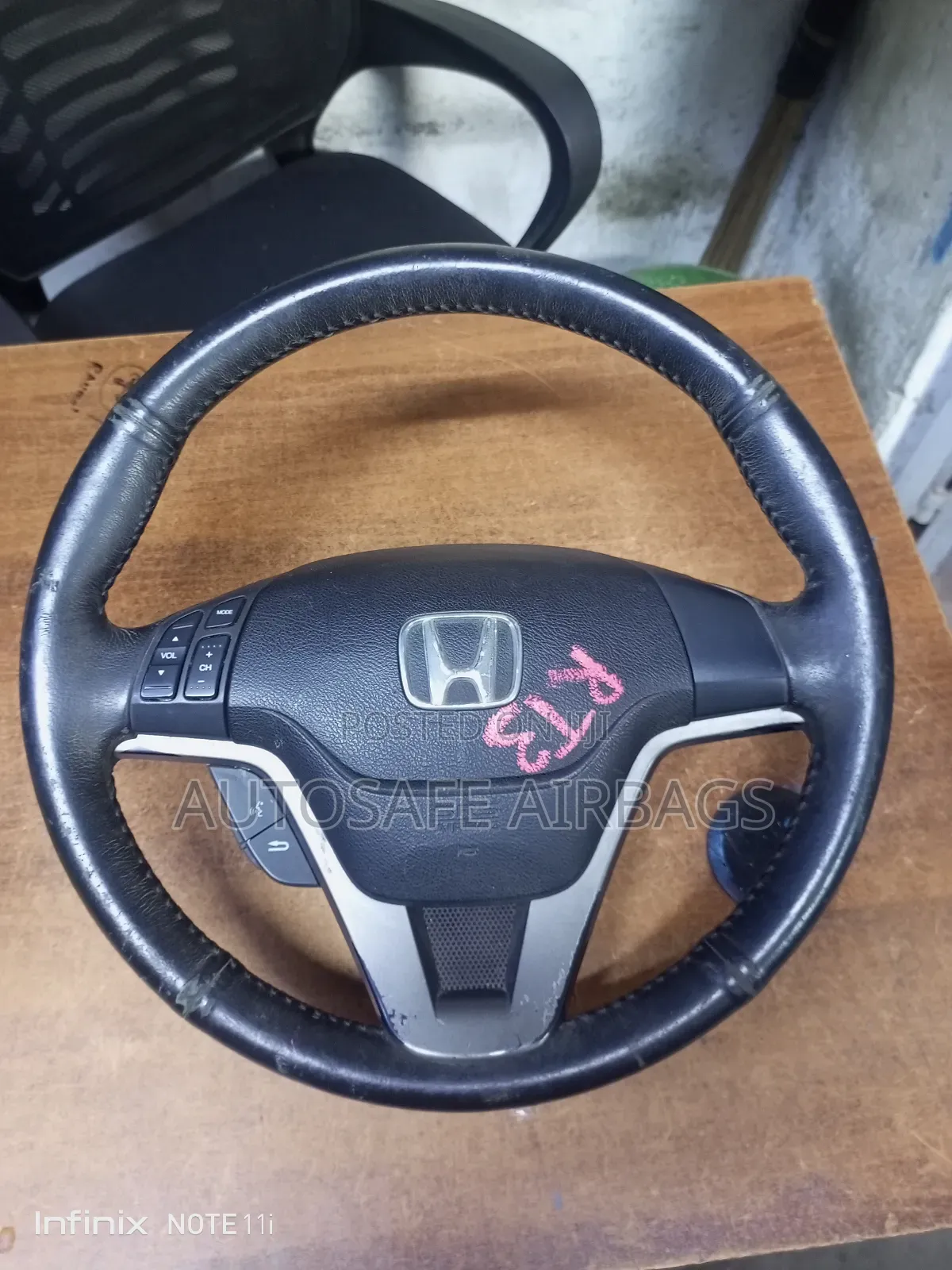 Honda CRV Re4 Steering Wheel