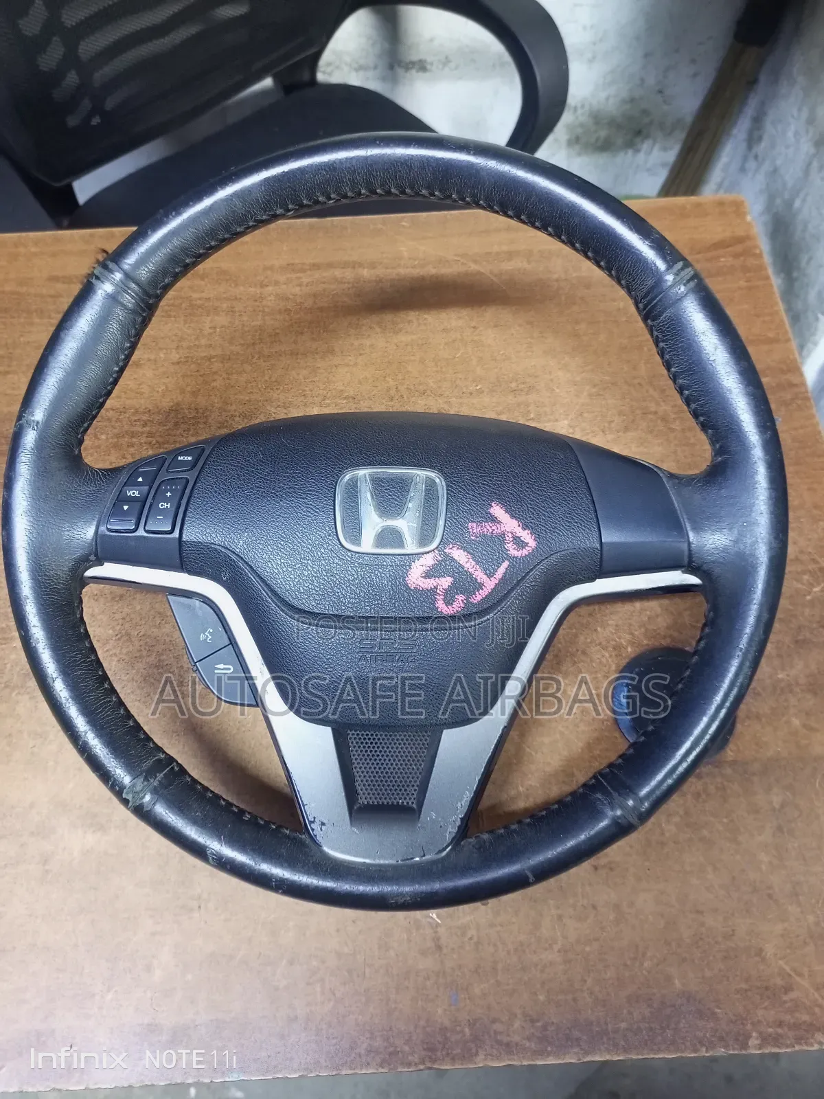 Honda CRV Re4 Steering Wheel