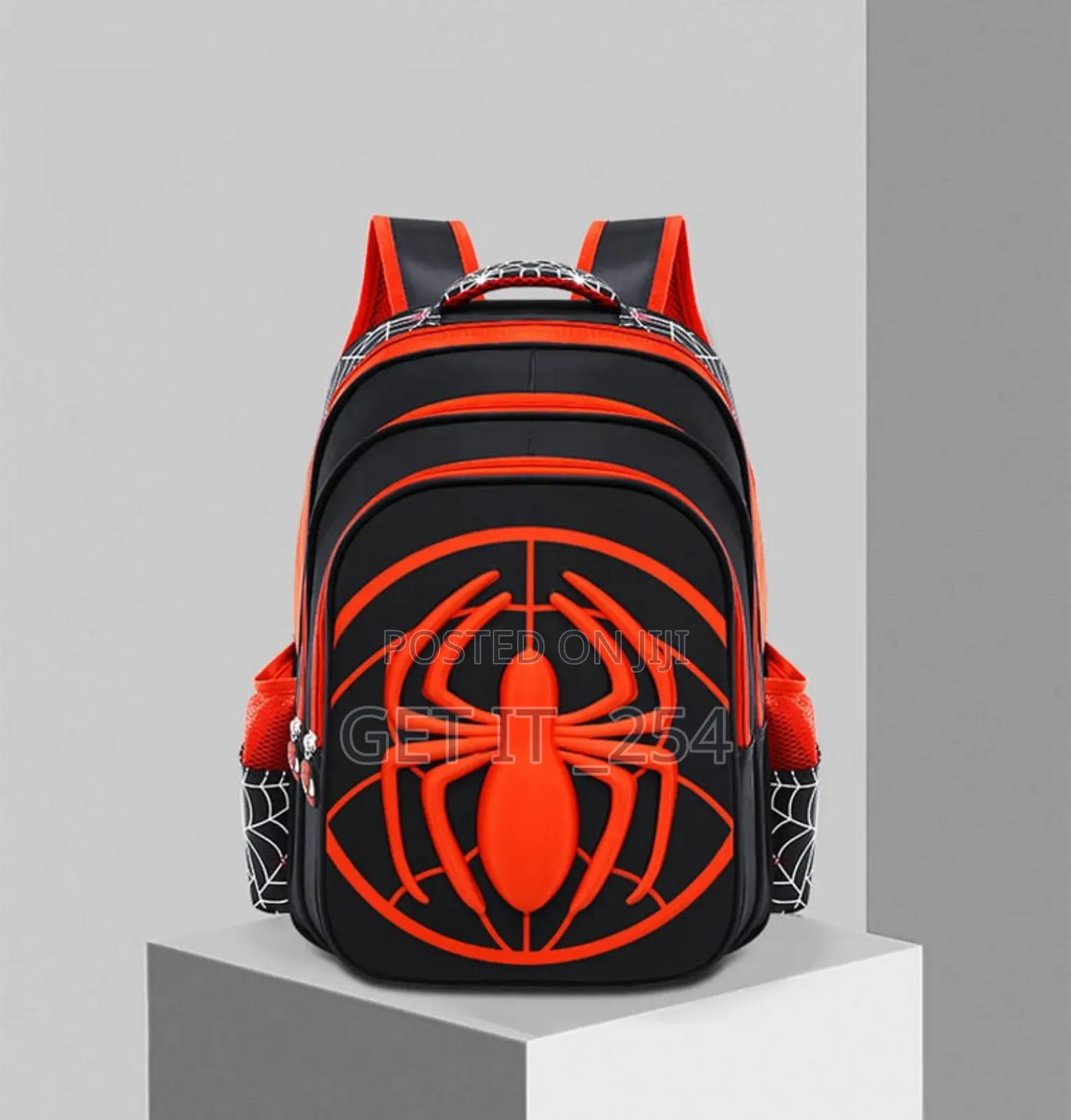 2 In 1 Spider Bag
0
Shades: Navy N Black