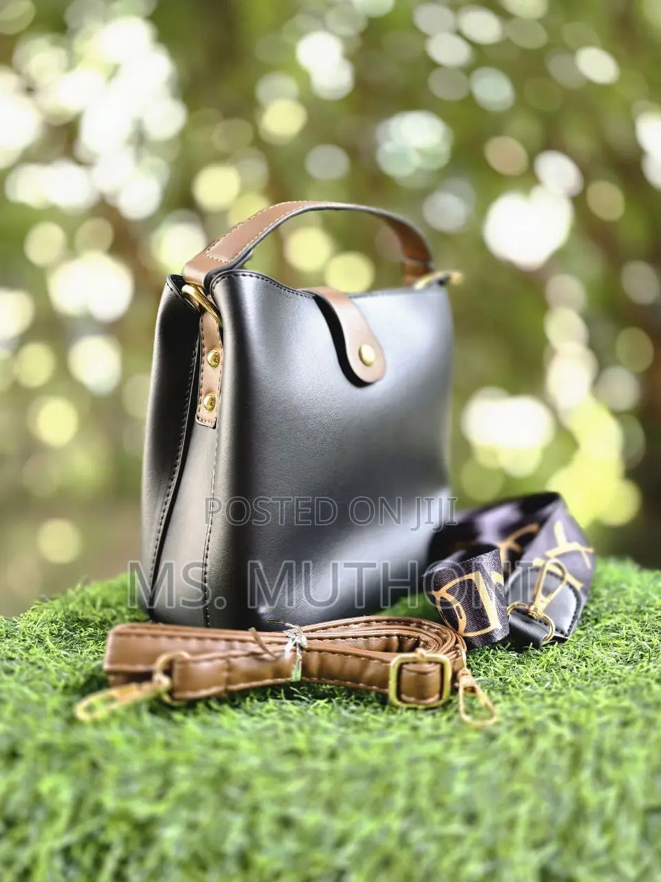 Minimalist Nicole Doris Bucket Bag for Women