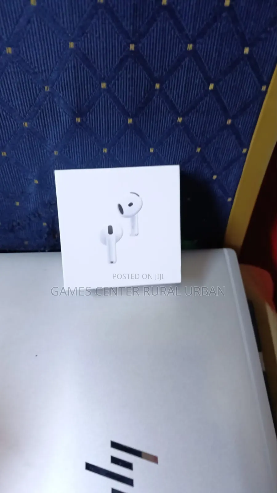 Apple Airpods 4 Active Noise Cancelation