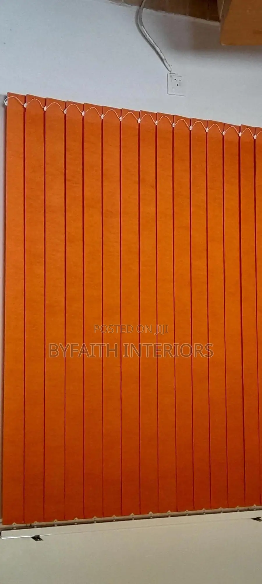 Balanced Natural Light With Window Blinds