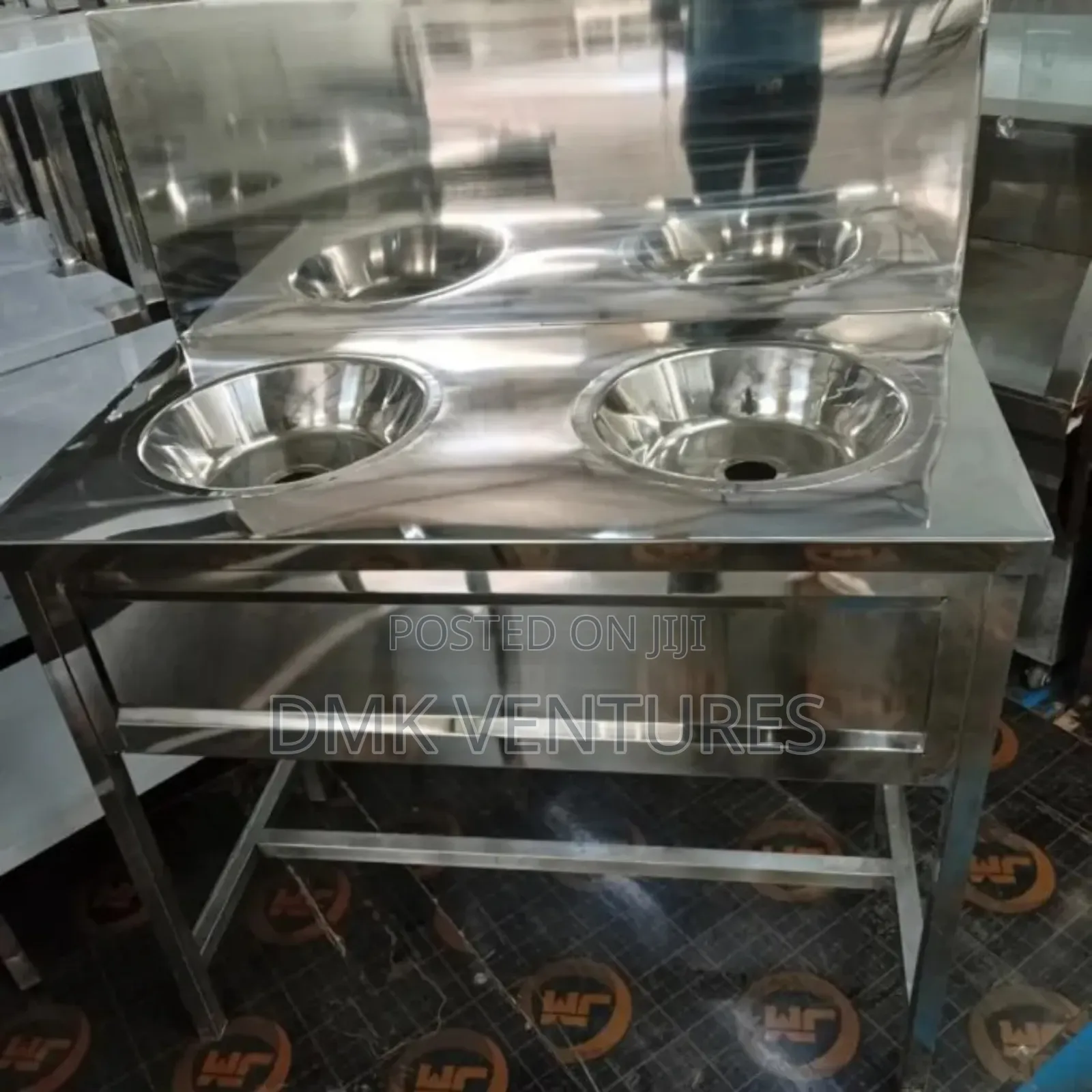 Four Bowls Stainless Washing Sink