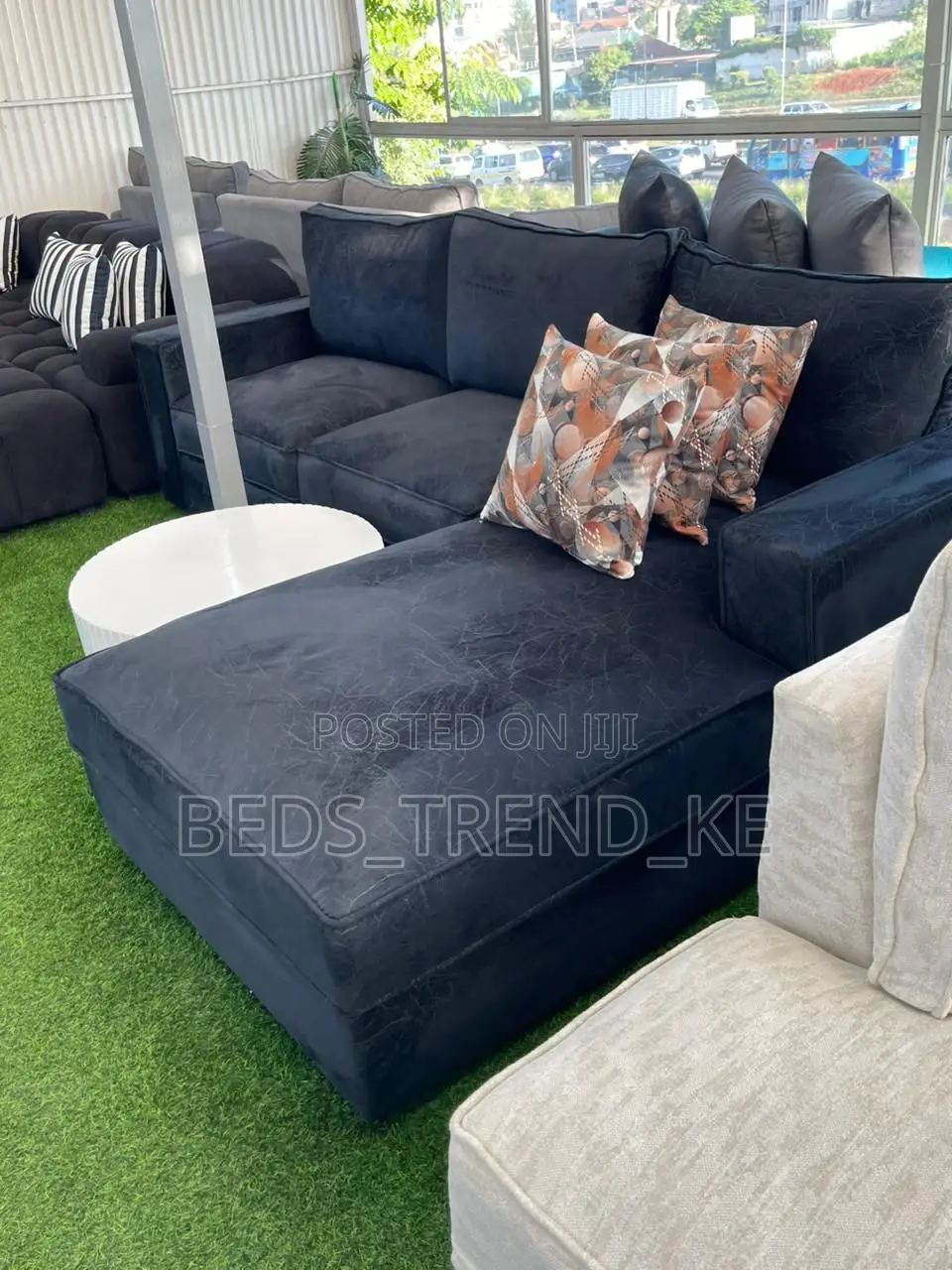 Lovable Classy 6 Seater Corner Sofa