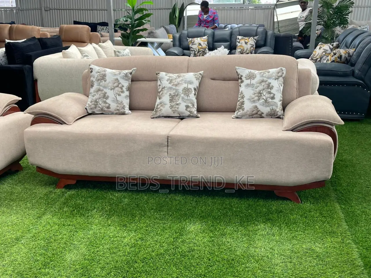 Precious 5 Seater Modeen Semi Recliner 3,2
