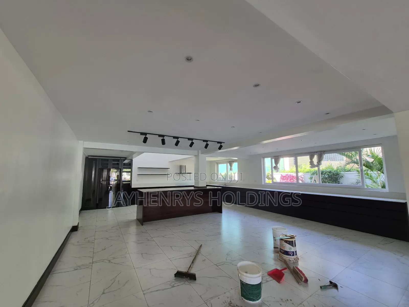 5bdrm Mansion in Runda for rent