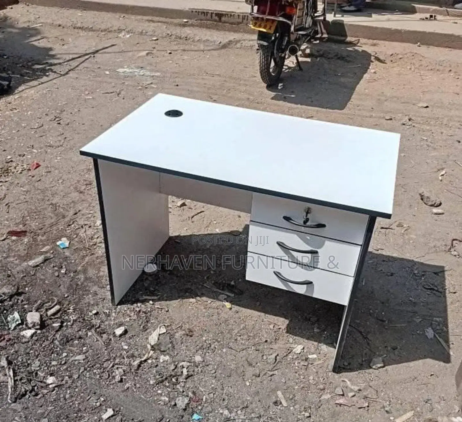 Compact Desk and Chair Set – Ideal for Small Spaces