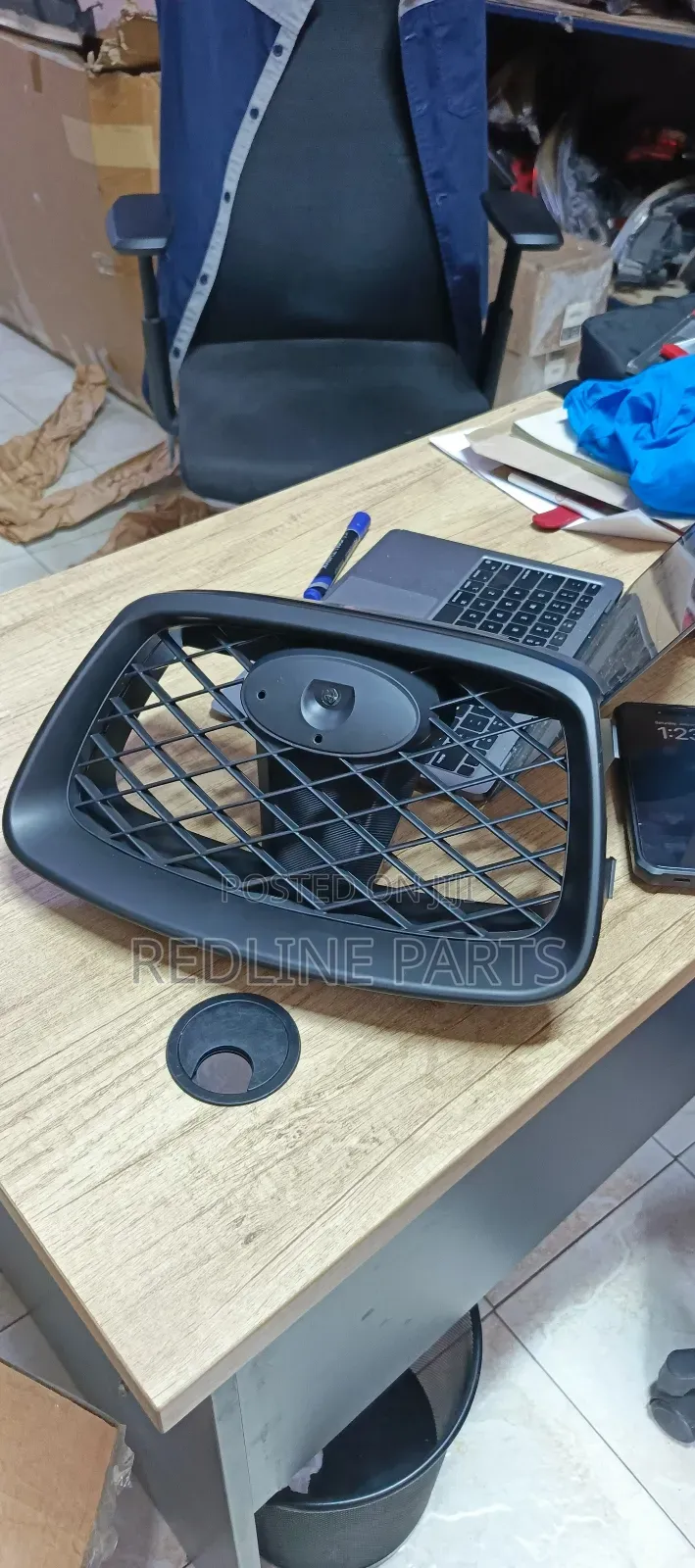 Subaru Impreza Gg2 N12 Center Grill