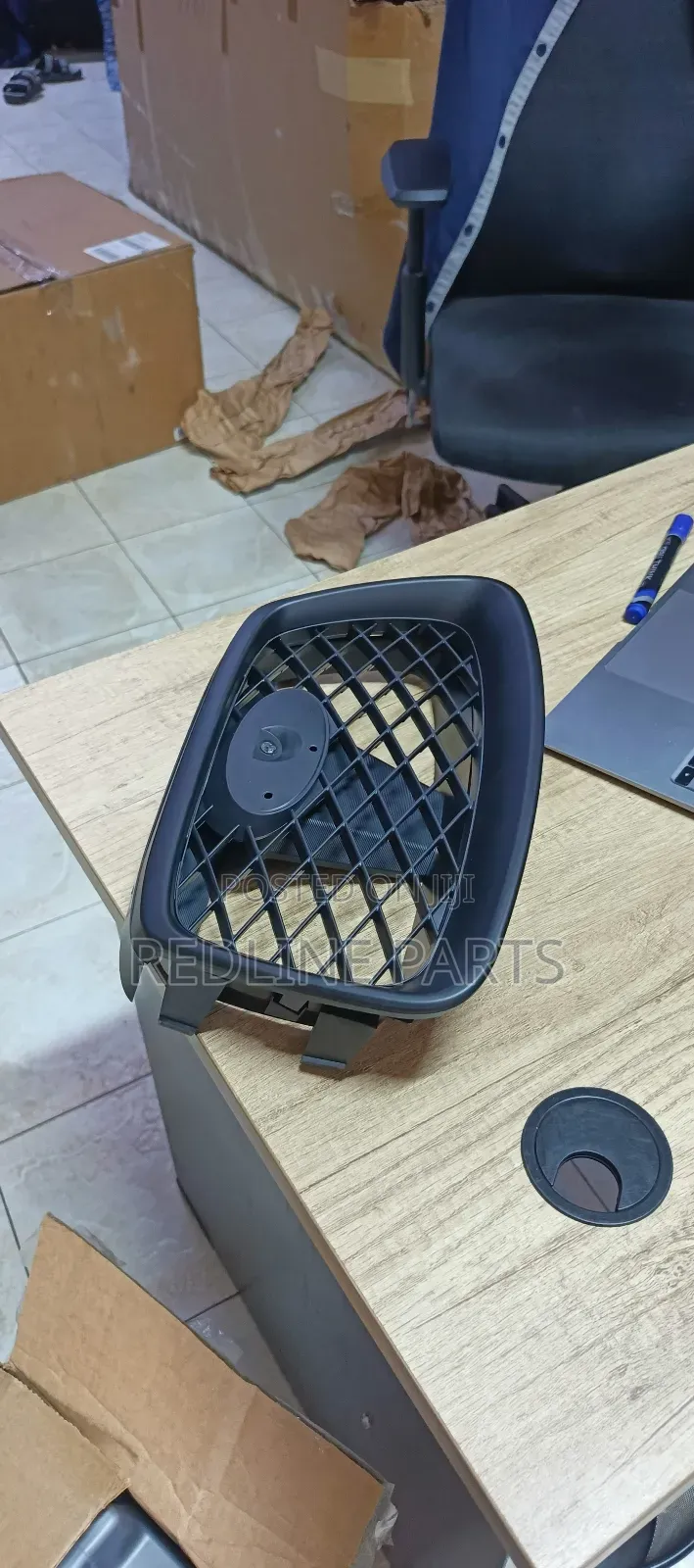 Subaru Impreza Gg2 N12 Center Grill