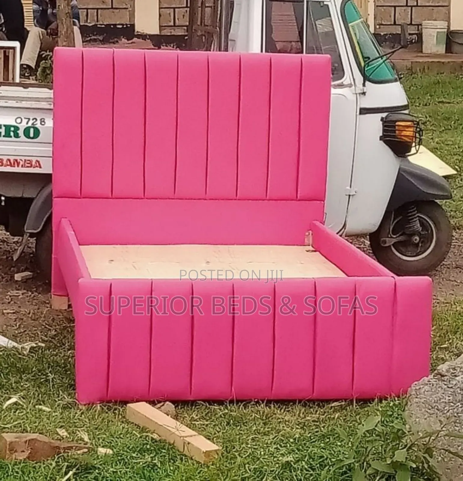 5x6 Upholstered Chester Pink Bed