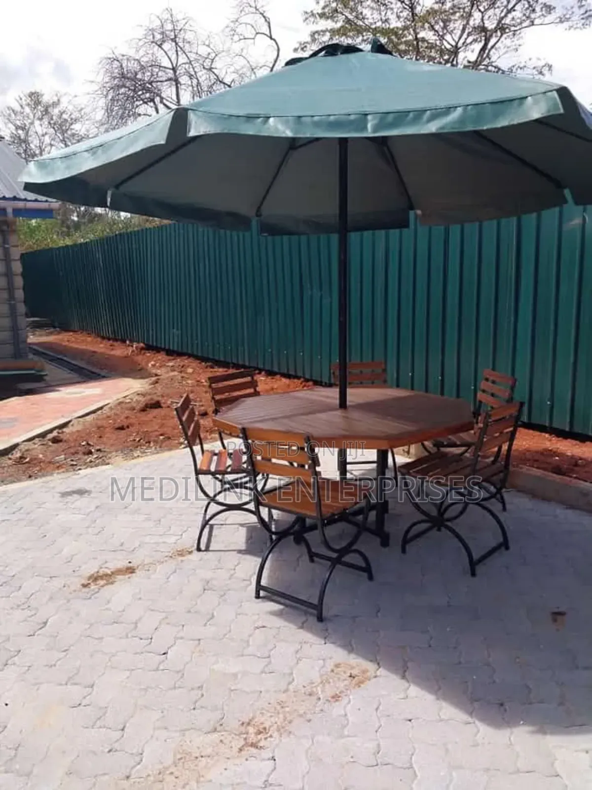 Metallic 6-Seater Outdoor Gazebos