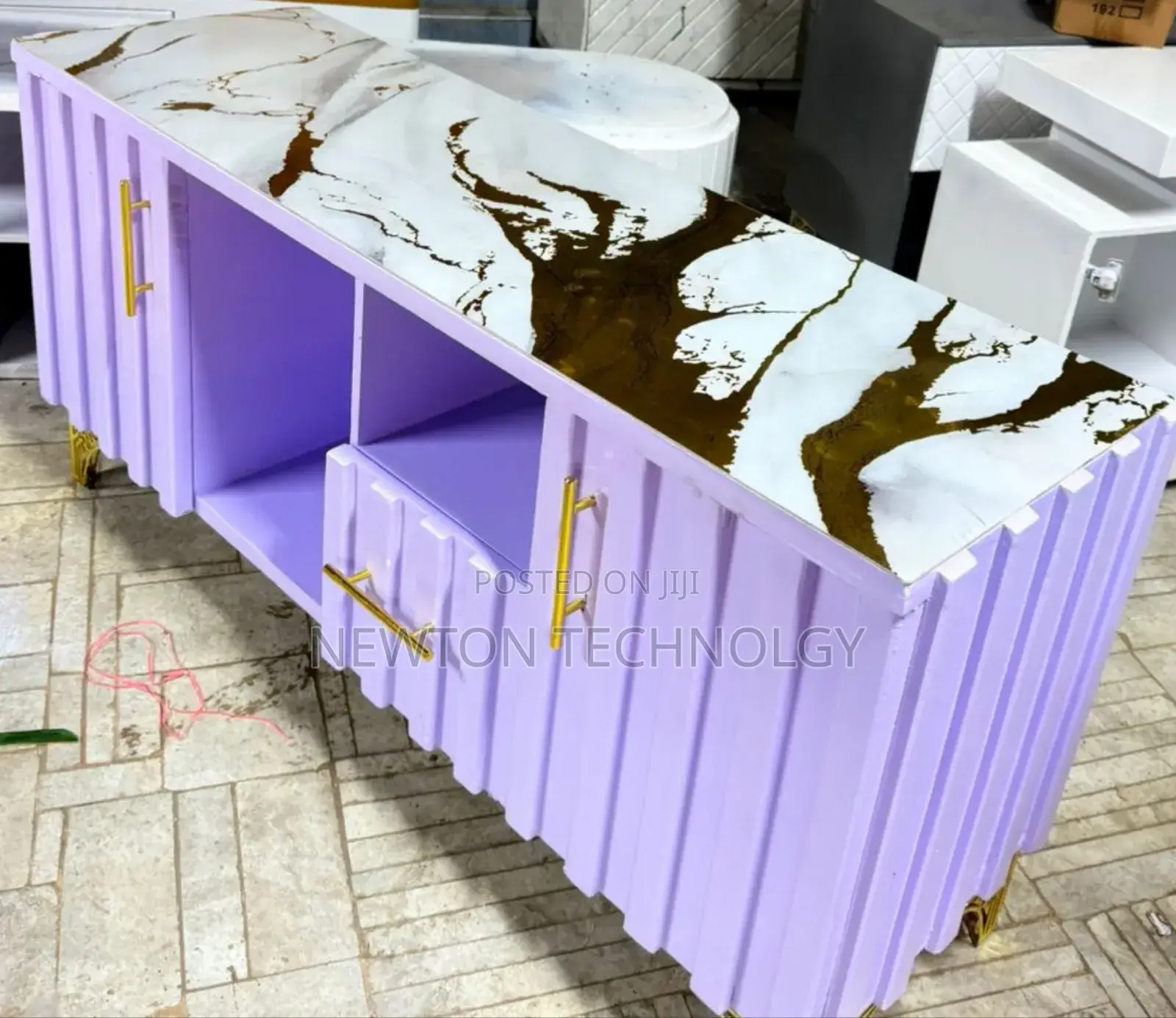 4.5fts Tv Stand With Marble Coating