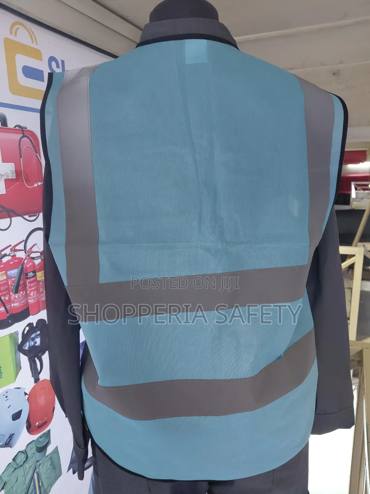 Light Blue Reflector With Pockets