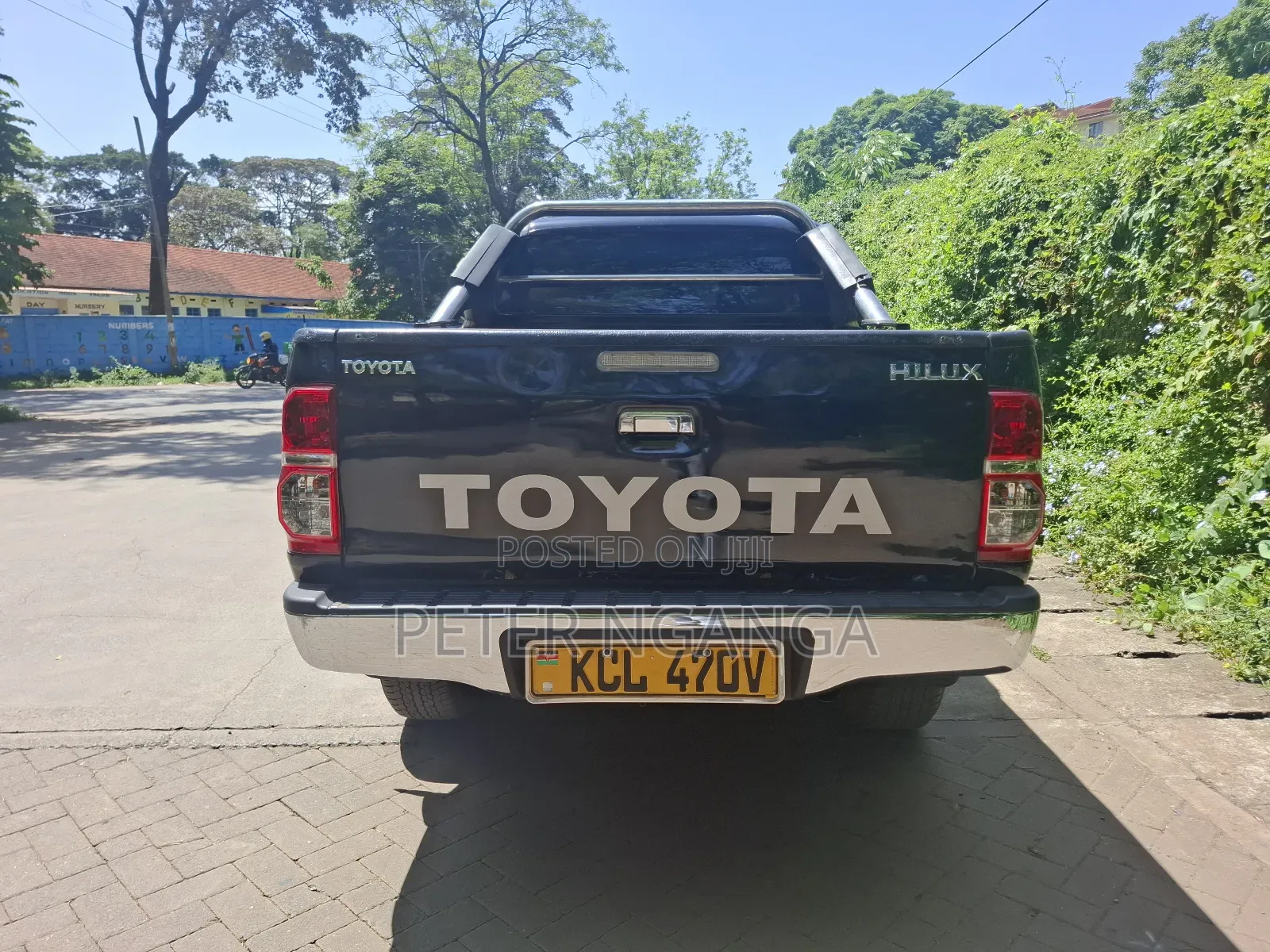 Toyota Hilux 2010 Matt Black
