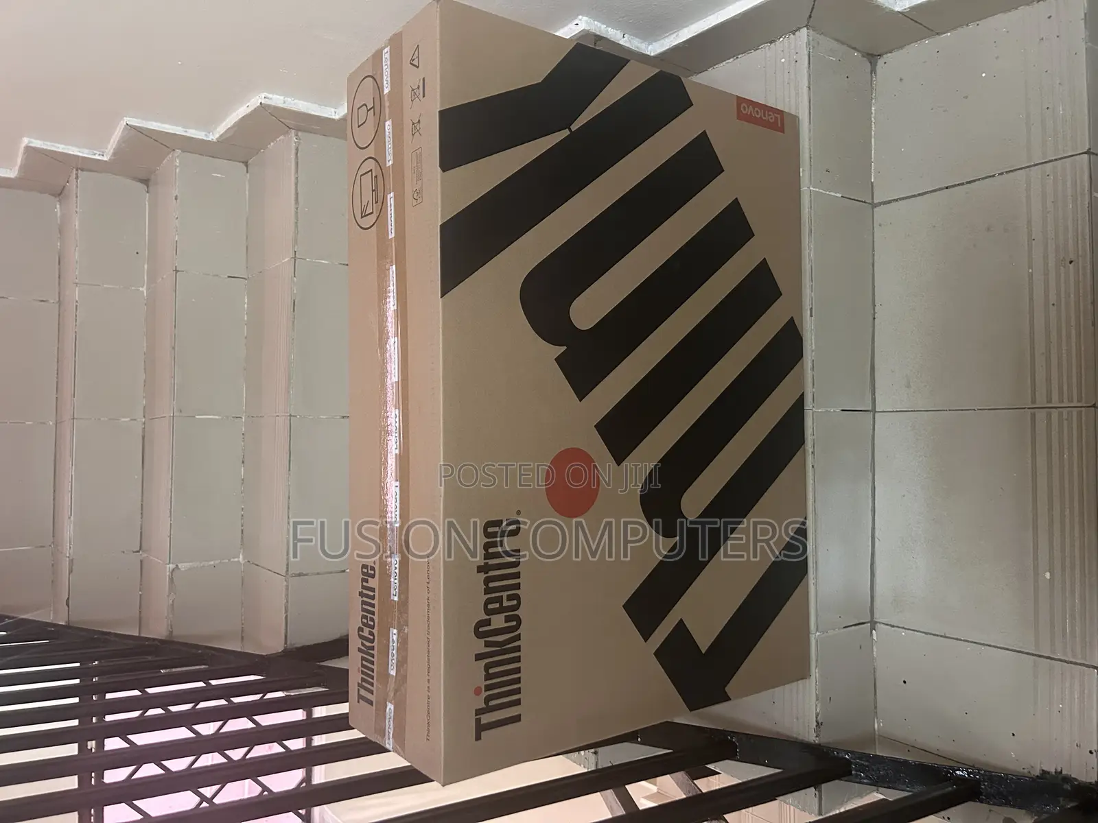 New Lenovo ThinkCentre Neo 50T 8GB Intel Core i7 SSD 512GB