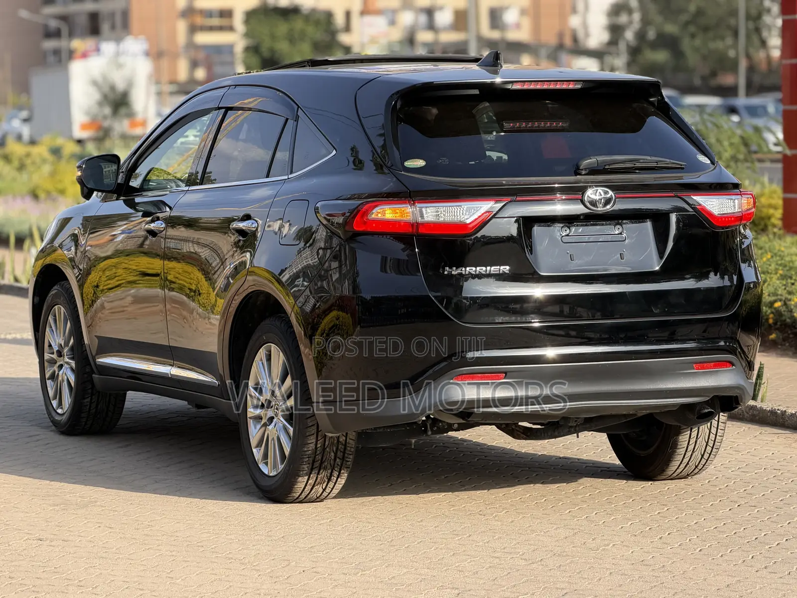 Toyota Harrier 2.0 2018 Black