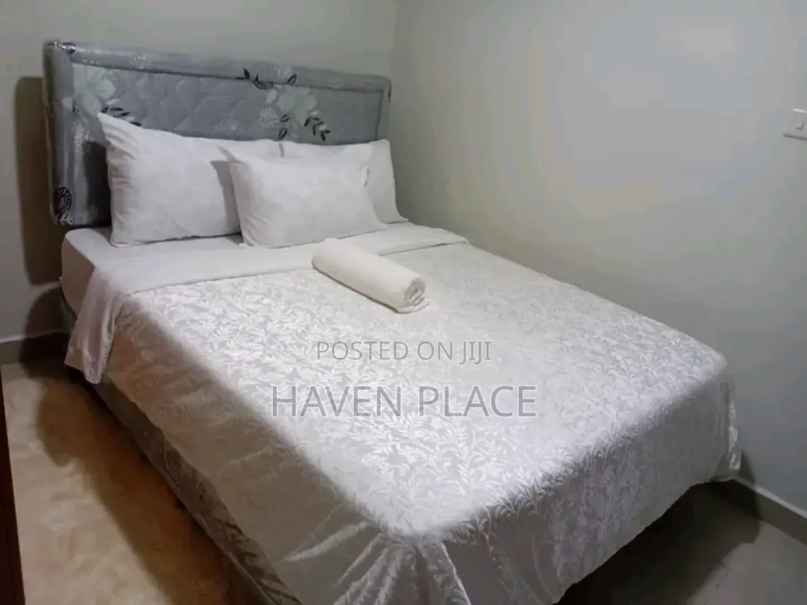 1 Bedroom and Studio Apartments South B/C Netflix