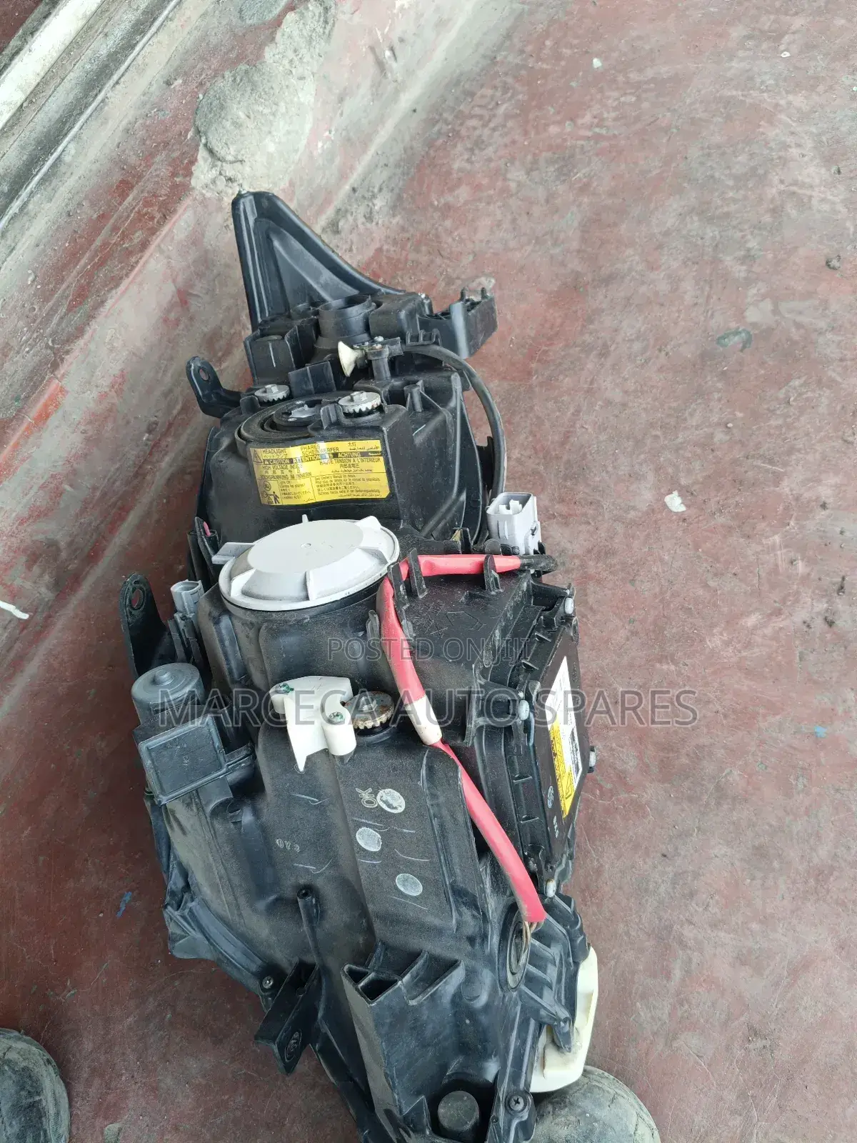 Lexus Rx 270 Headlight Xenon .