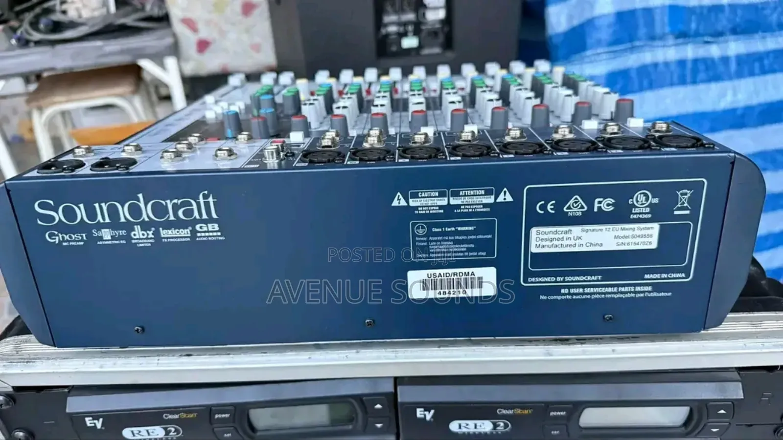 Soundcraft Signature 12 Plain Mixer