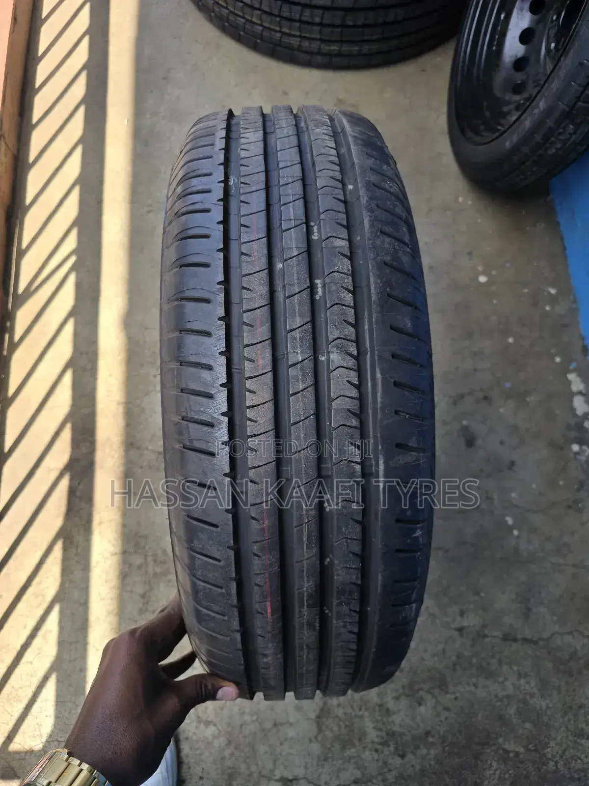 225/60r16 Bridgstone Tyre