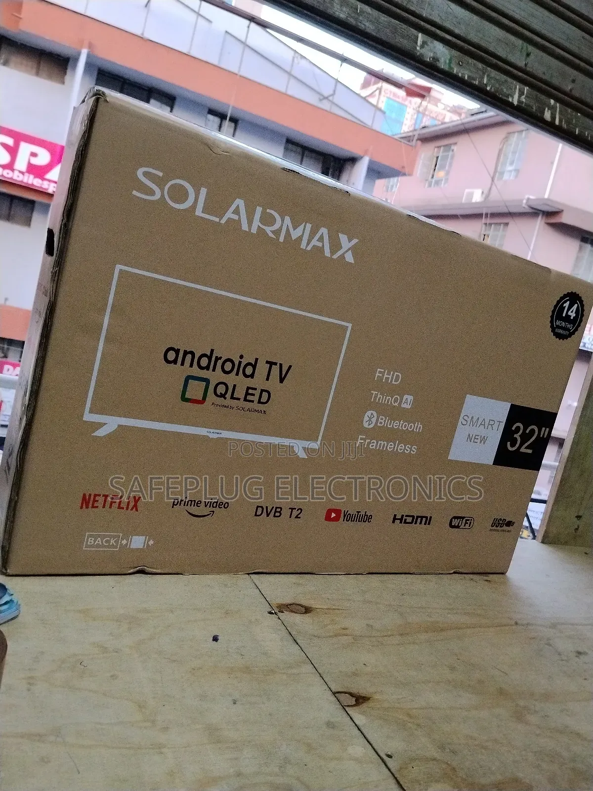 Solarmax 32" Solar-Powered Android Smart Tv -