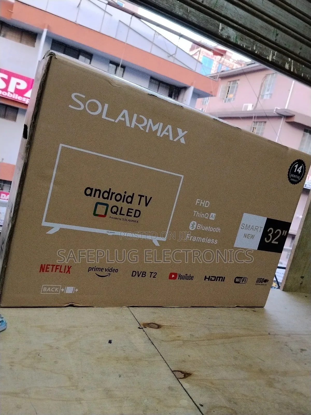 Solarmax 32" Solar-Powered Android Smart Tv -