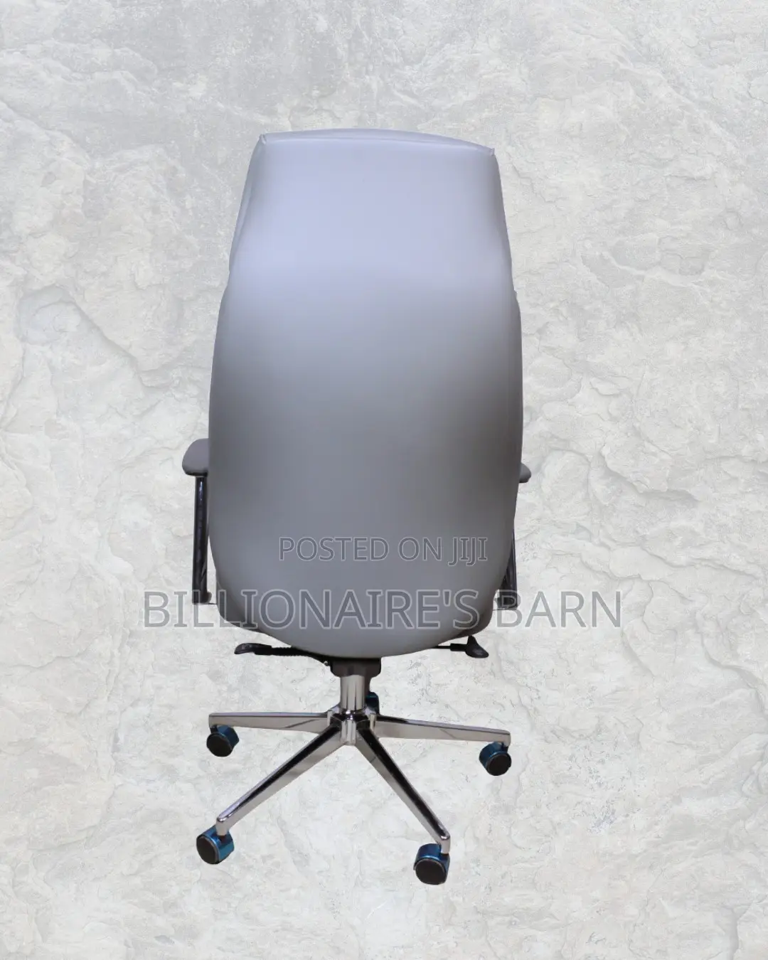 Grey Executive Office Chair | Boardroom-Ready Style Without the Drama