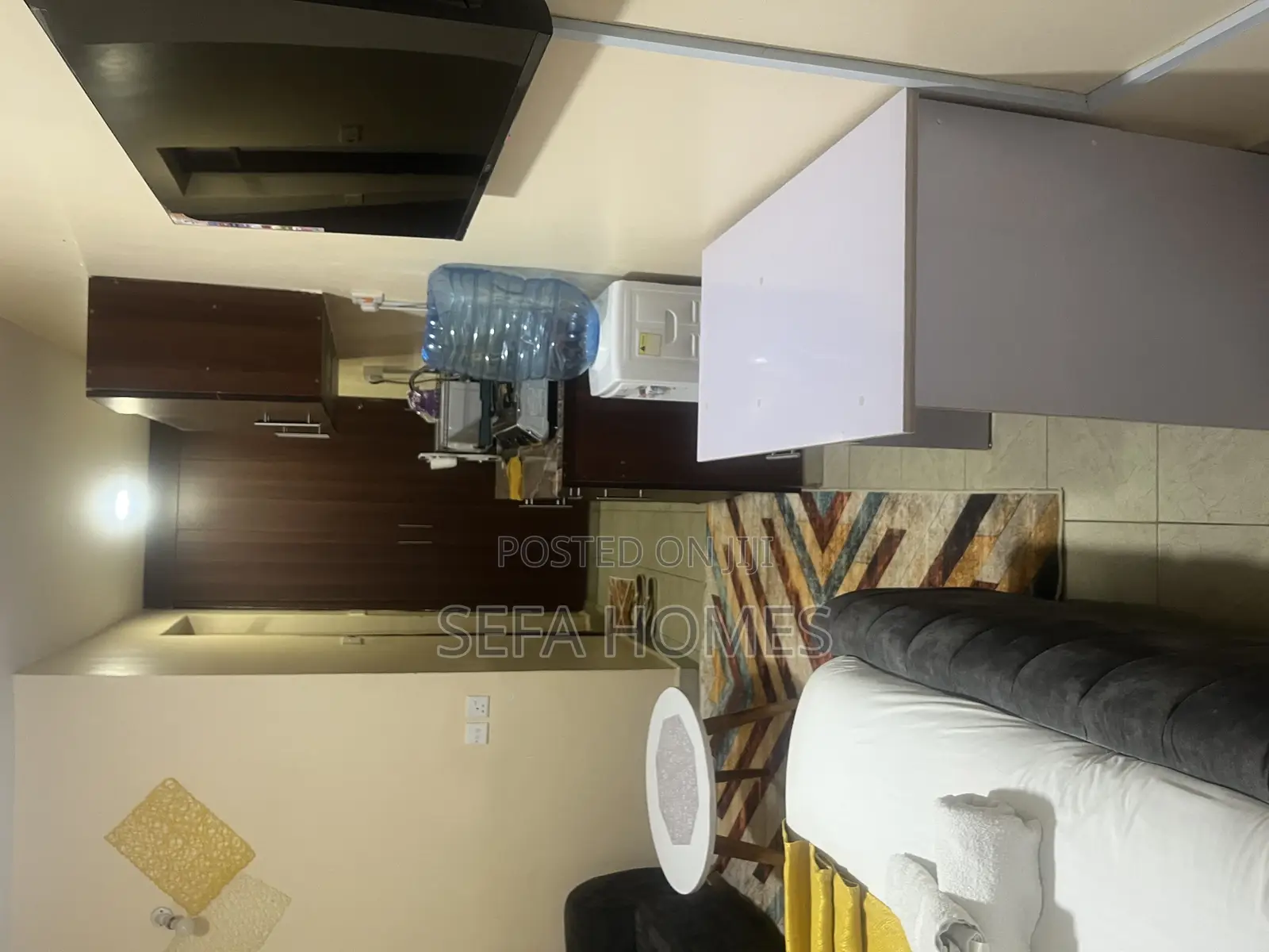 Beautifully Furnished Modern Studio Airbnb Ruaka