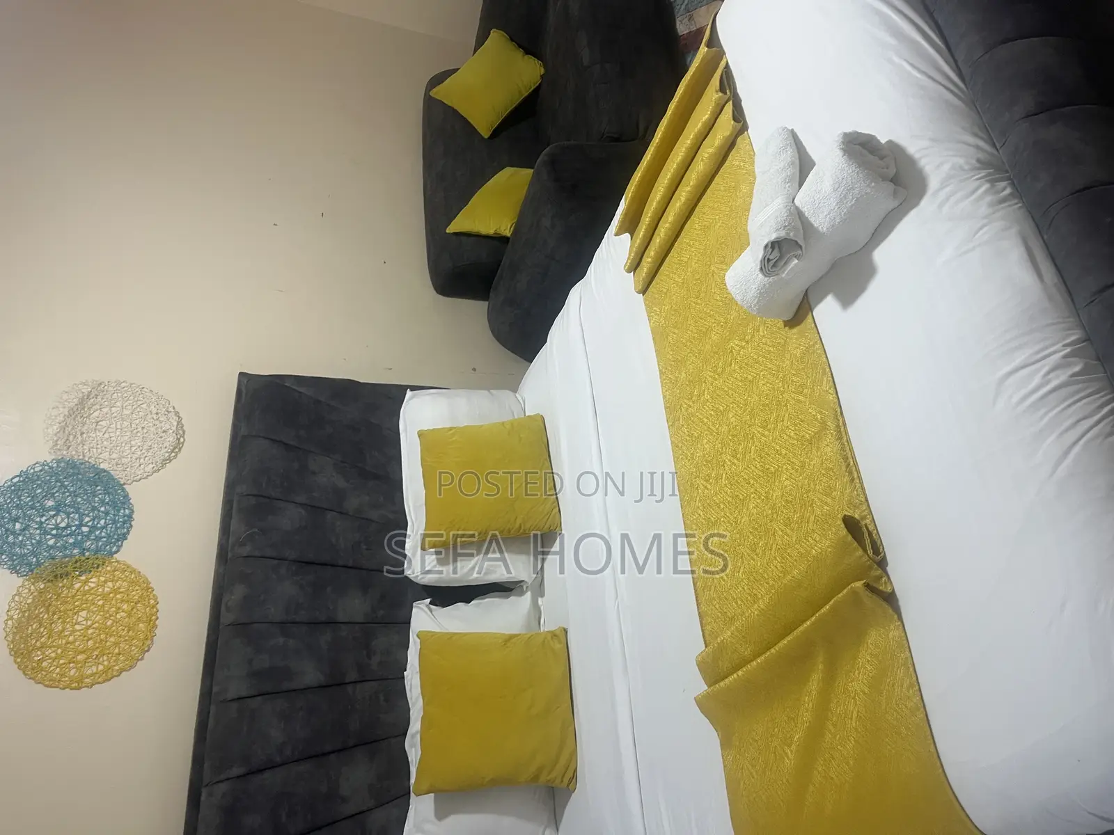 Beautifully Furnished Modern Studio Airbnb Ruaka