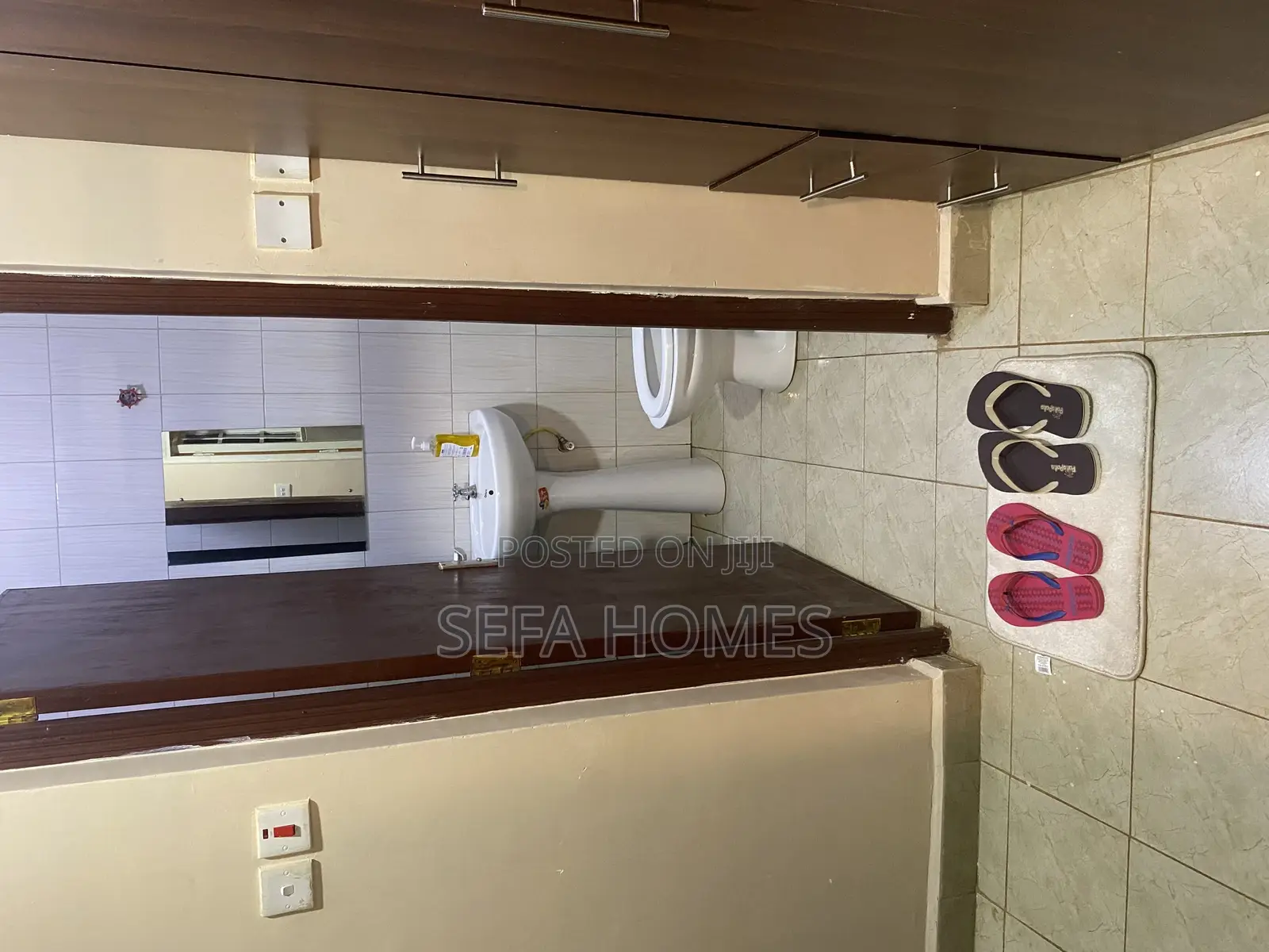 Nicely Furnished Studio Airbnb in Ruaka