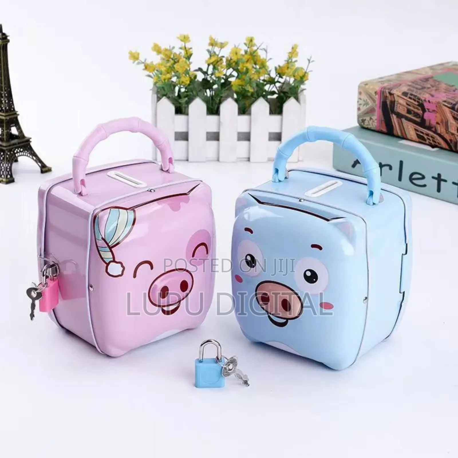 Piggy Bank Metallic Type With Padlock 2 Keys