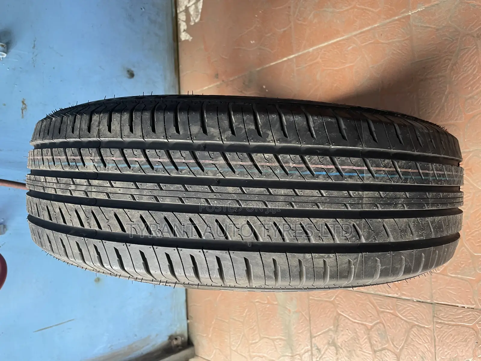215/65r16 Vinmax Tires