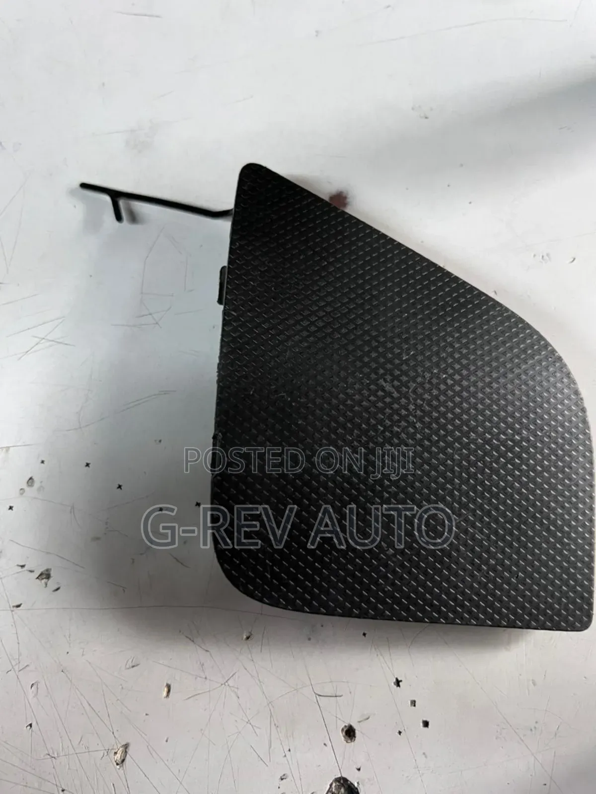Subaru  Forester  2018 Sk9 Towing  Cover.