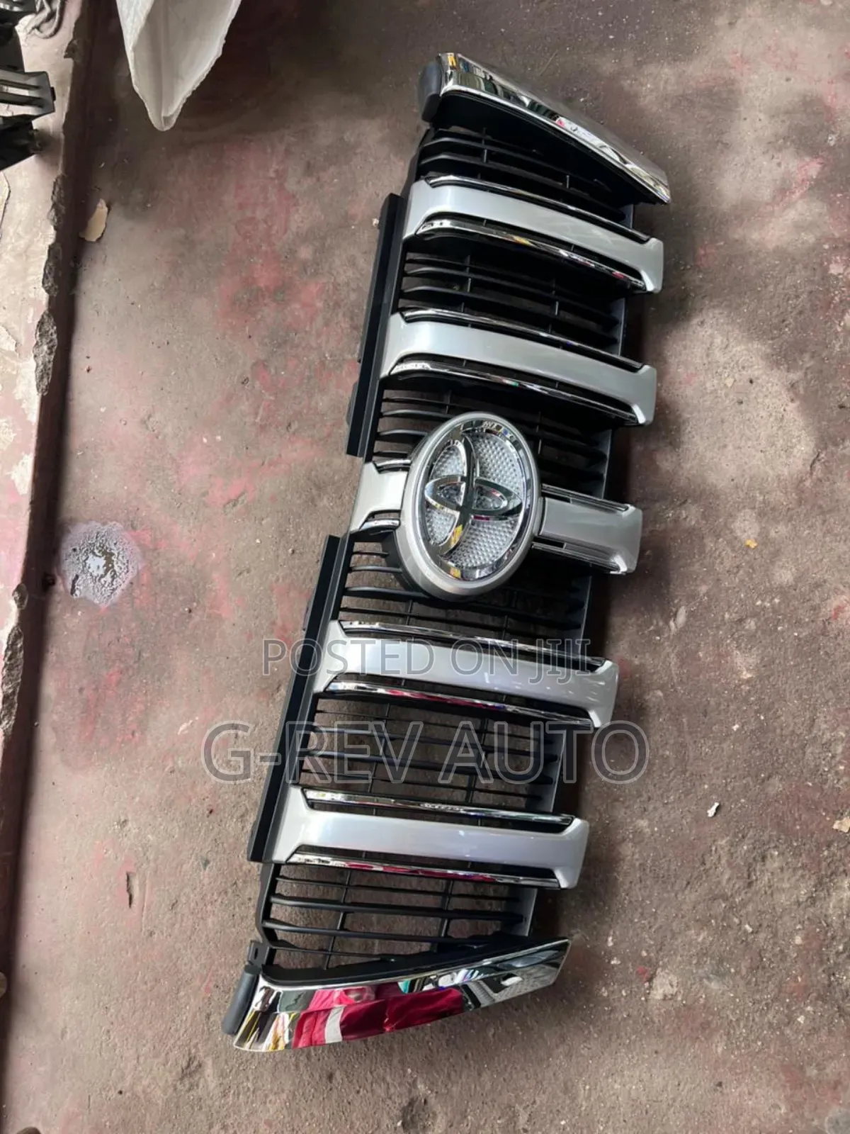 Prado  J150  Teardrop Grill
