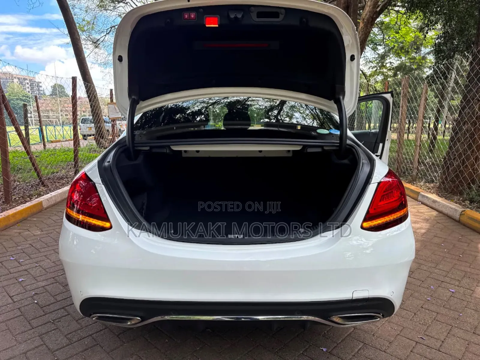 Mercedes-Benz C200 2018 White